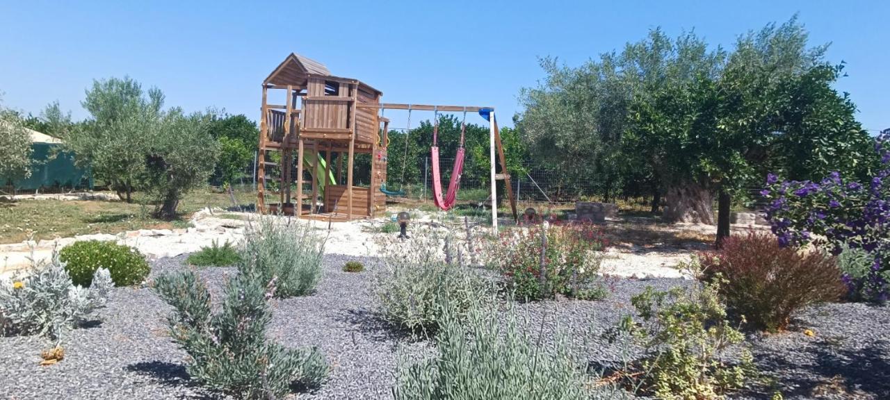 Nafplio Lodge *