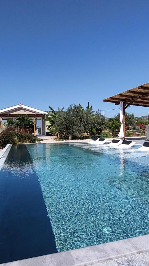 Nafplio Lodge *